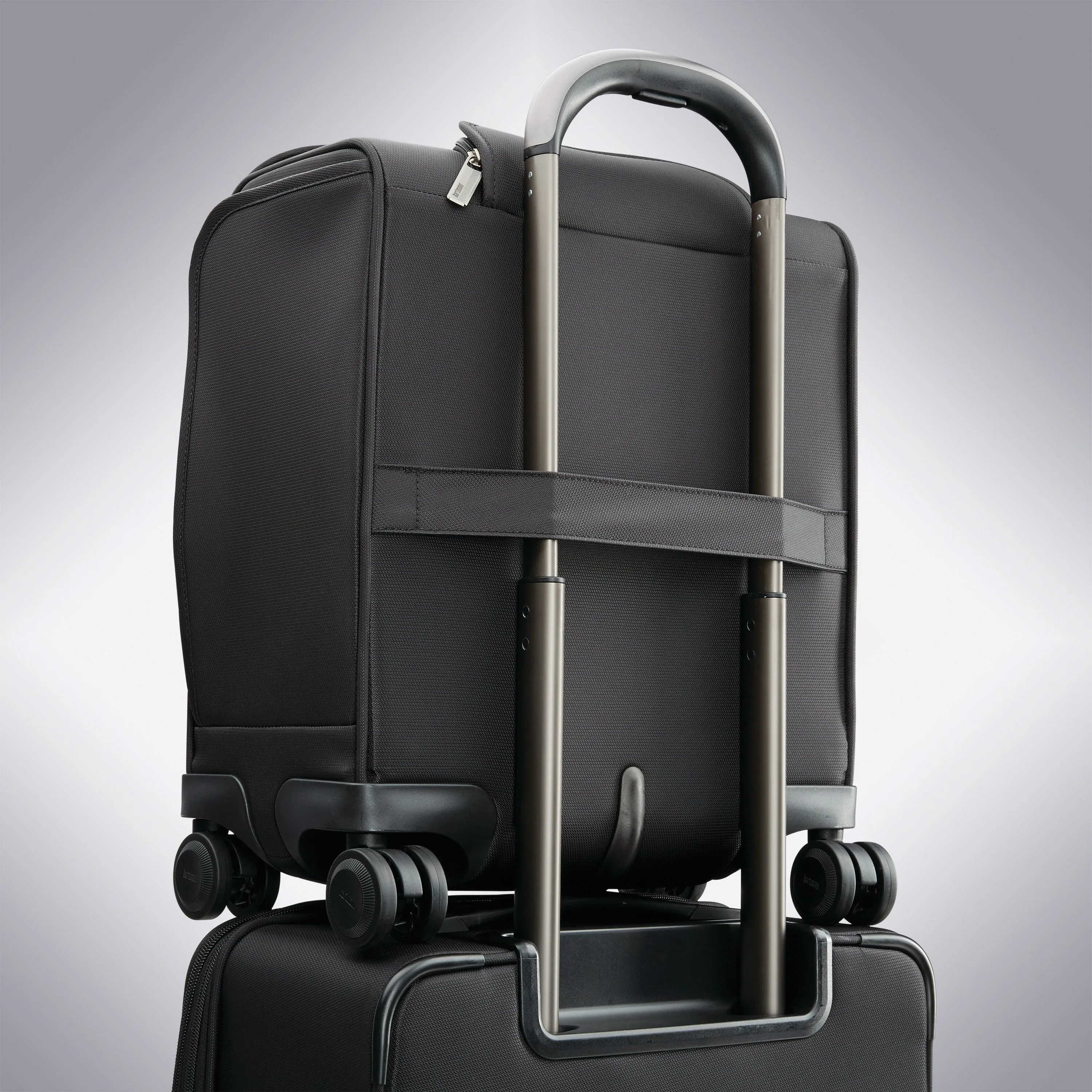 Hartmann Metropolitan 2 Underseat Carry On Spinner